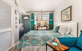 Ocean Wave Condos